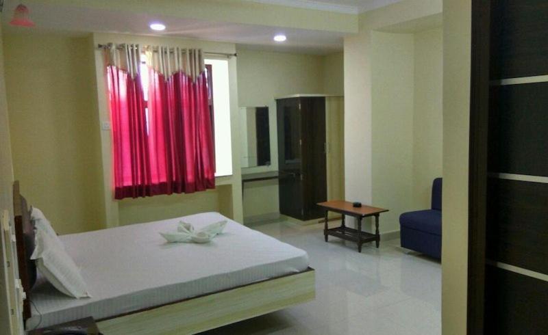 Hotel Sukh Sagar Gwalior Exterior foto